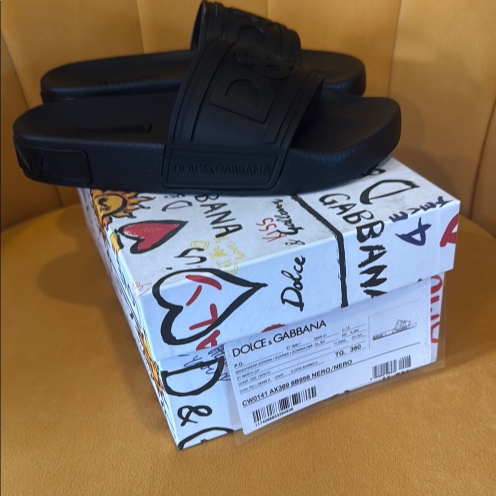Dolce & Gabbana Black Sandals Elegant Style